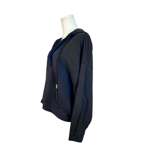 Black Fabletics cropped hoodie - super soft and comfy Women's M - Picture 2 of 7